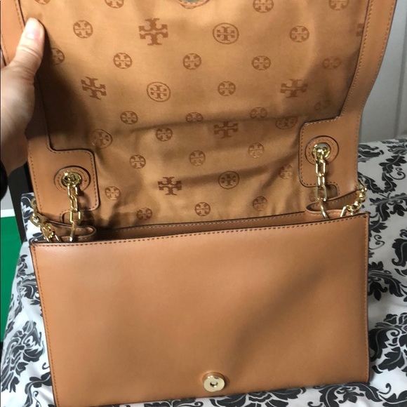 Purse - Picture 3 of 4